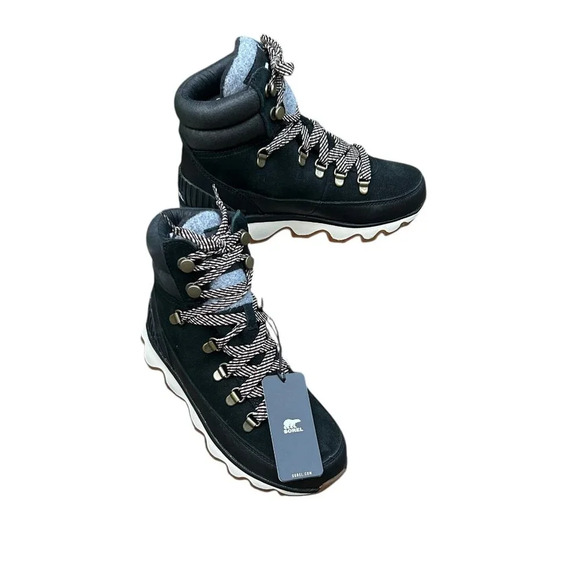 Sorel Kinetic Conquest Black Waterproof Boots Size 6 NIB - Picture 1 of 9